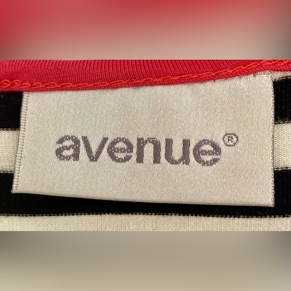 Avenue Blue White & Pink Striped Lightweight Stretchy Tunic Top Size 22/24 - Picture 7 of 10